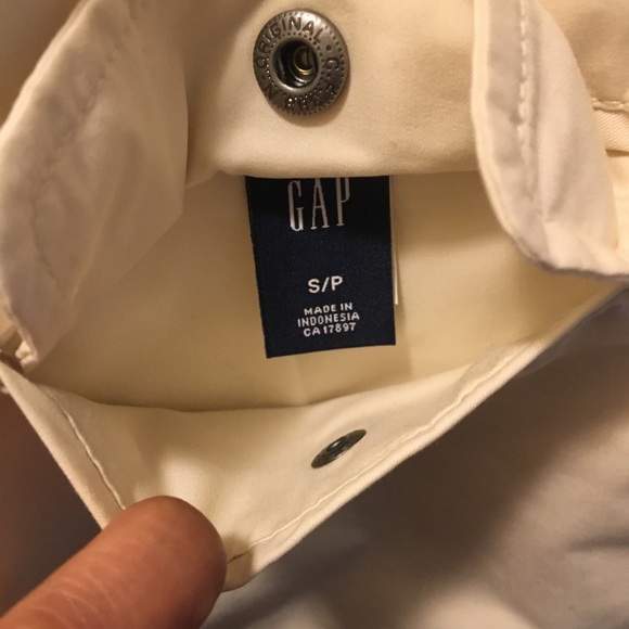 GAP reversible faux fur vest - Picture 6 of 6